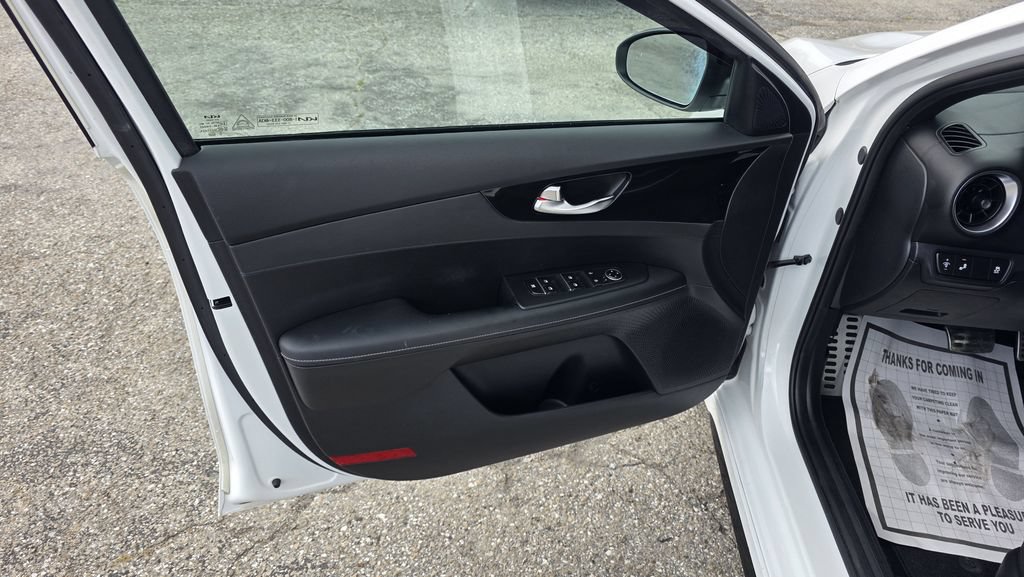 Used 2022 Kia Forte GT-Line FWD image 13