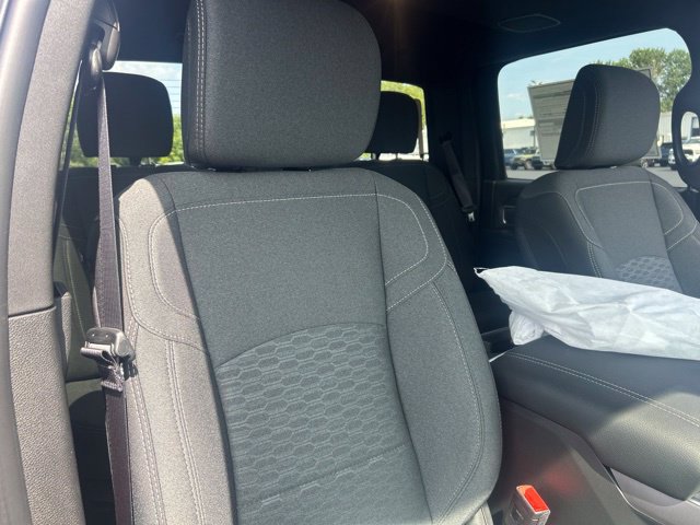 New 2026 RAM 2500 Big Horn AWD/4WD image 43
