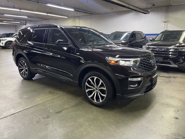 Certified 2022 Ford Explorer ST-Line w/ Class IV Trailer Tow Package