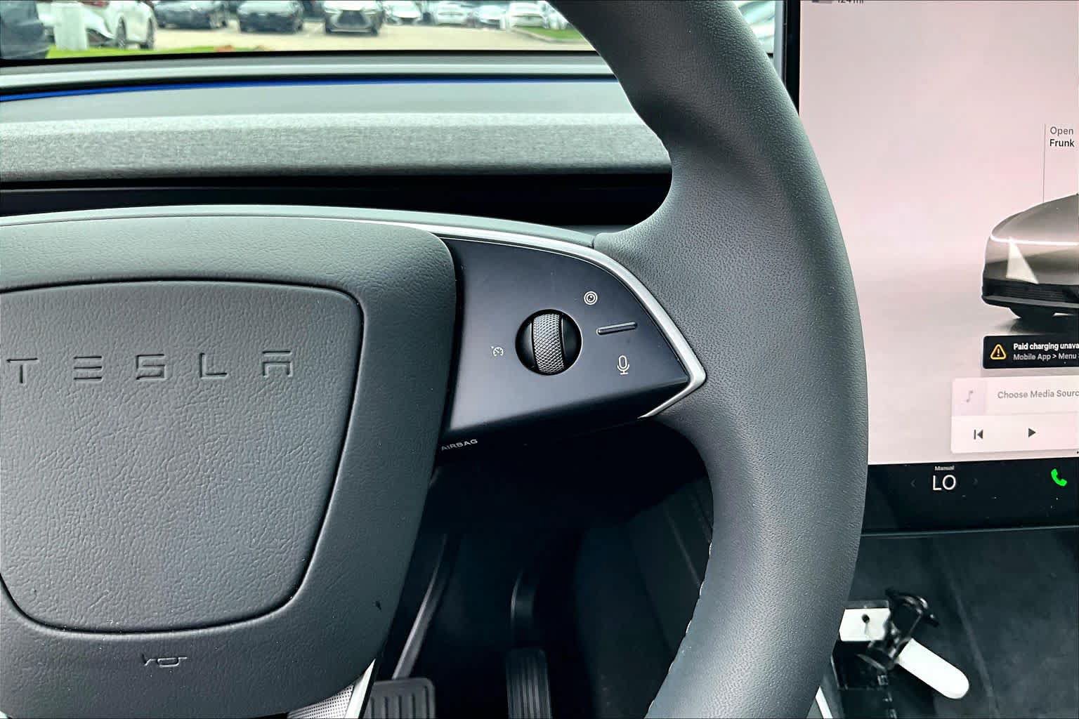 Used 2026 Tesla Model Y 2WD image 21