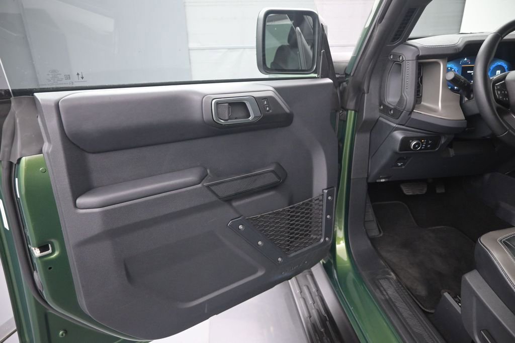 Used 2025 Ford Bronco Outer Banks AWD/4WD image 14