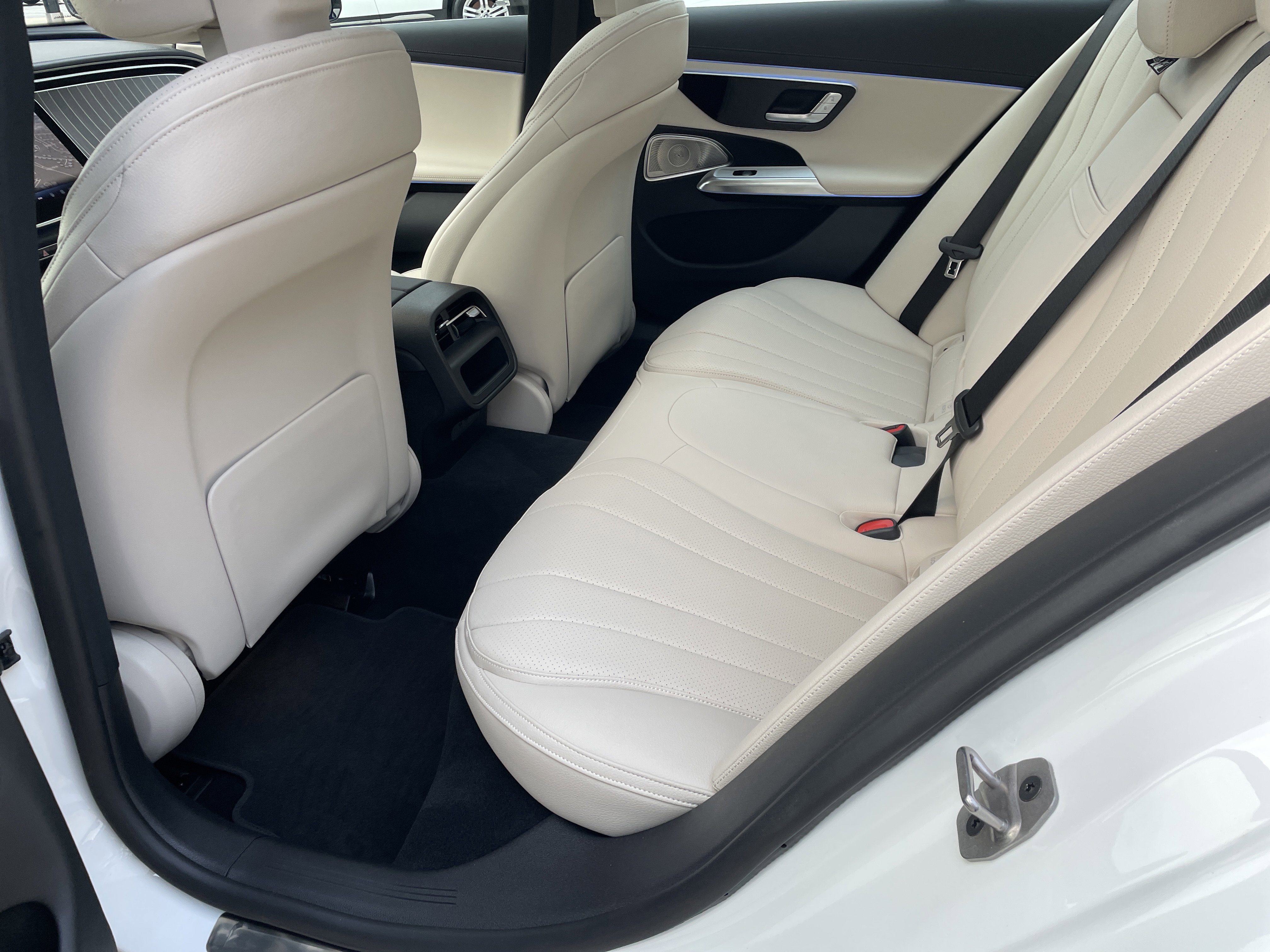 Certified 2025 Mercedes-Benz E 450 4MATIC All-Terrain Wagon image 40