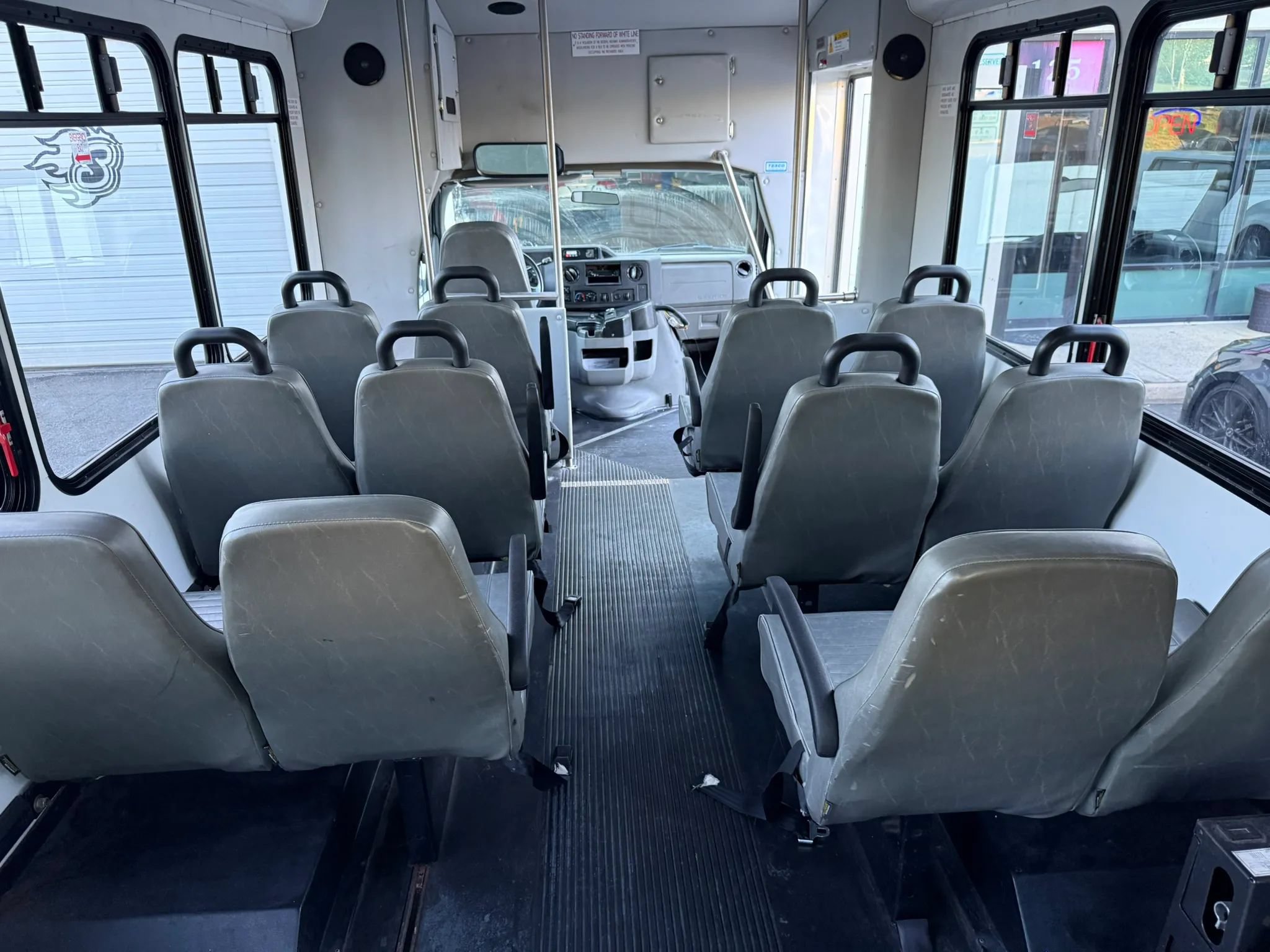 Used 2013 Ford E-350 and Econoline 350 Super Duty w/ Shuttle Bus Prep Pkg RWD image 28