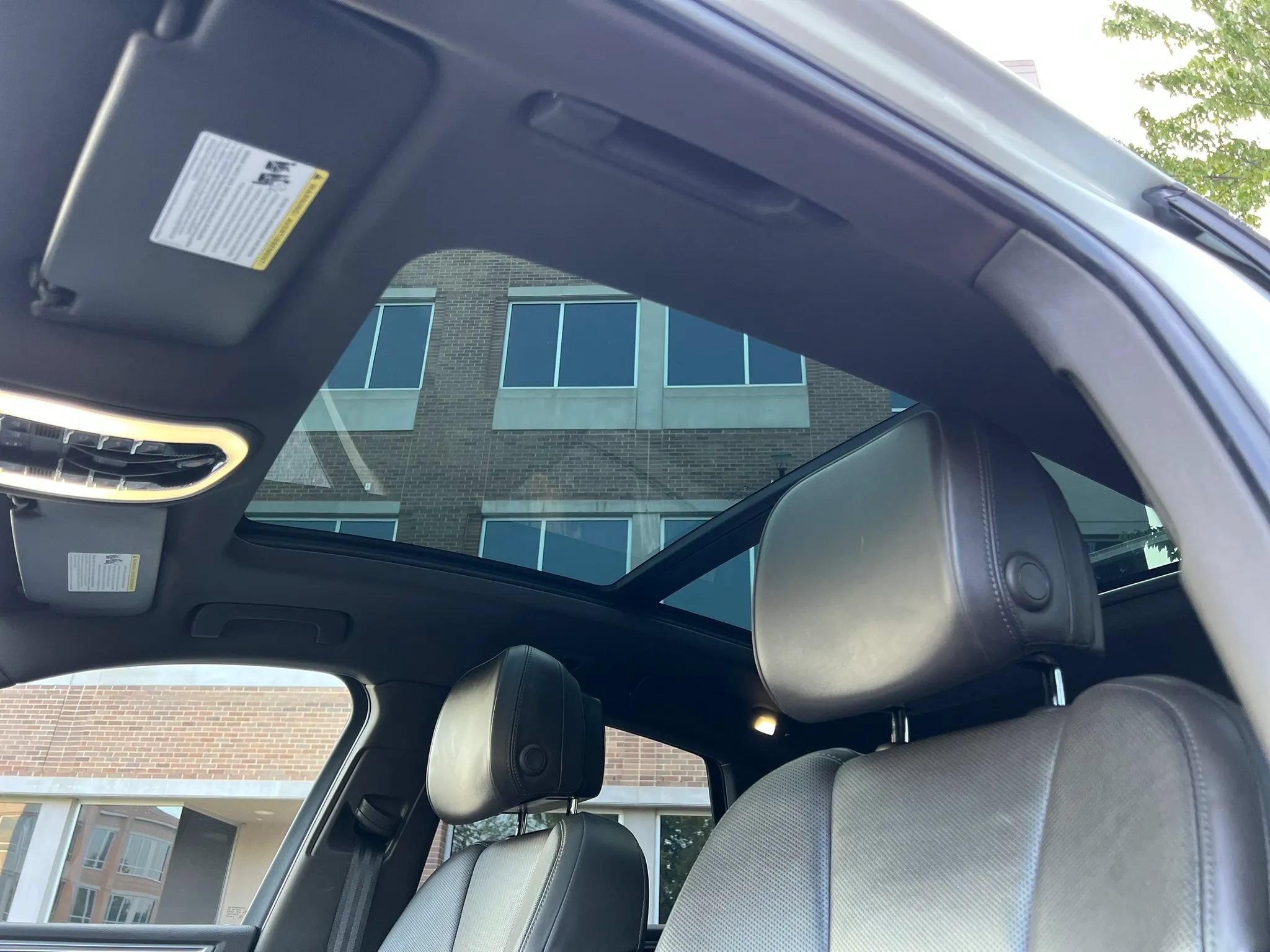 Used 2017 Porsche Macan S AWD/4WD image 35