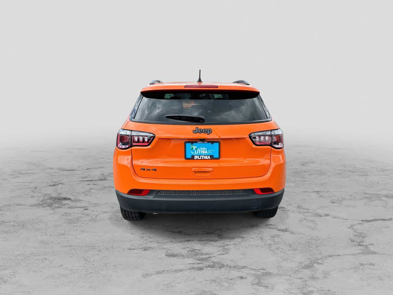 New 2026 Jeep Compass Latitude AWD/4WD image 7