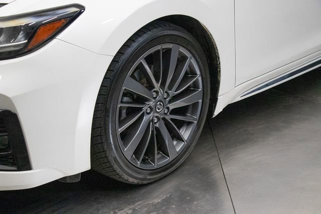 Used 2019 Nissan Maxima Platinum w/ Reserve Package image 7