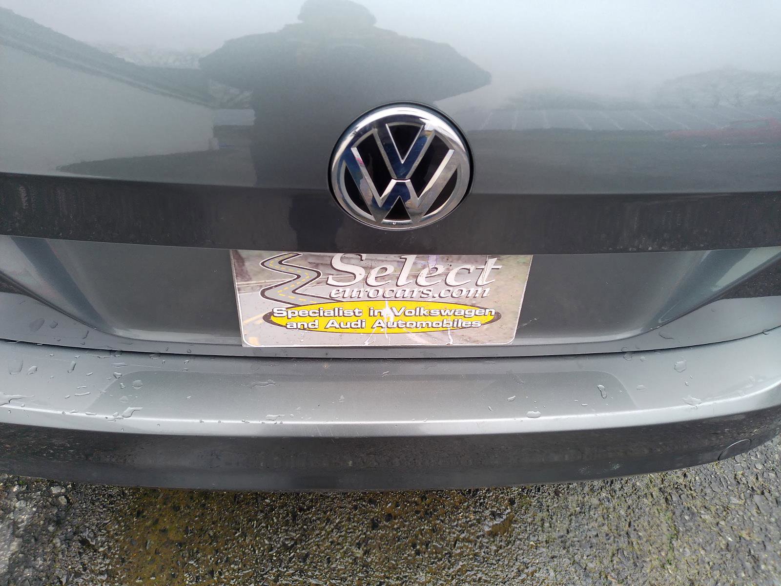 Used 2015 Volkswagen Golf TDI S image 35