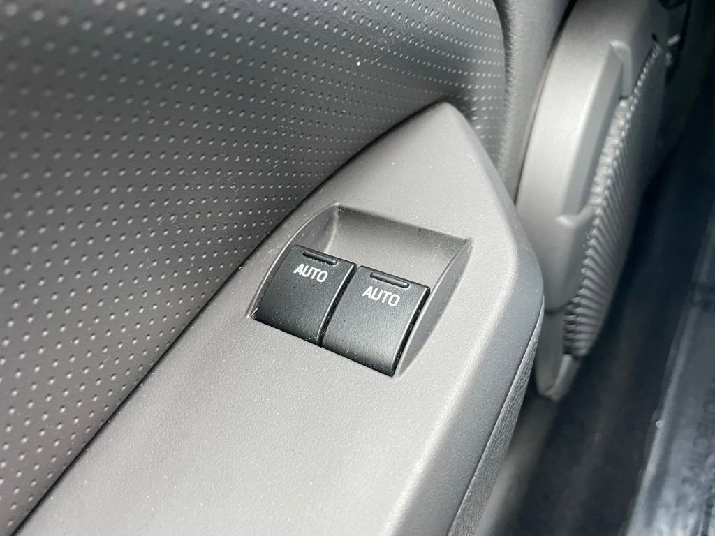Used 2008 Ford Mustang Shelby GT500 RWD image 19