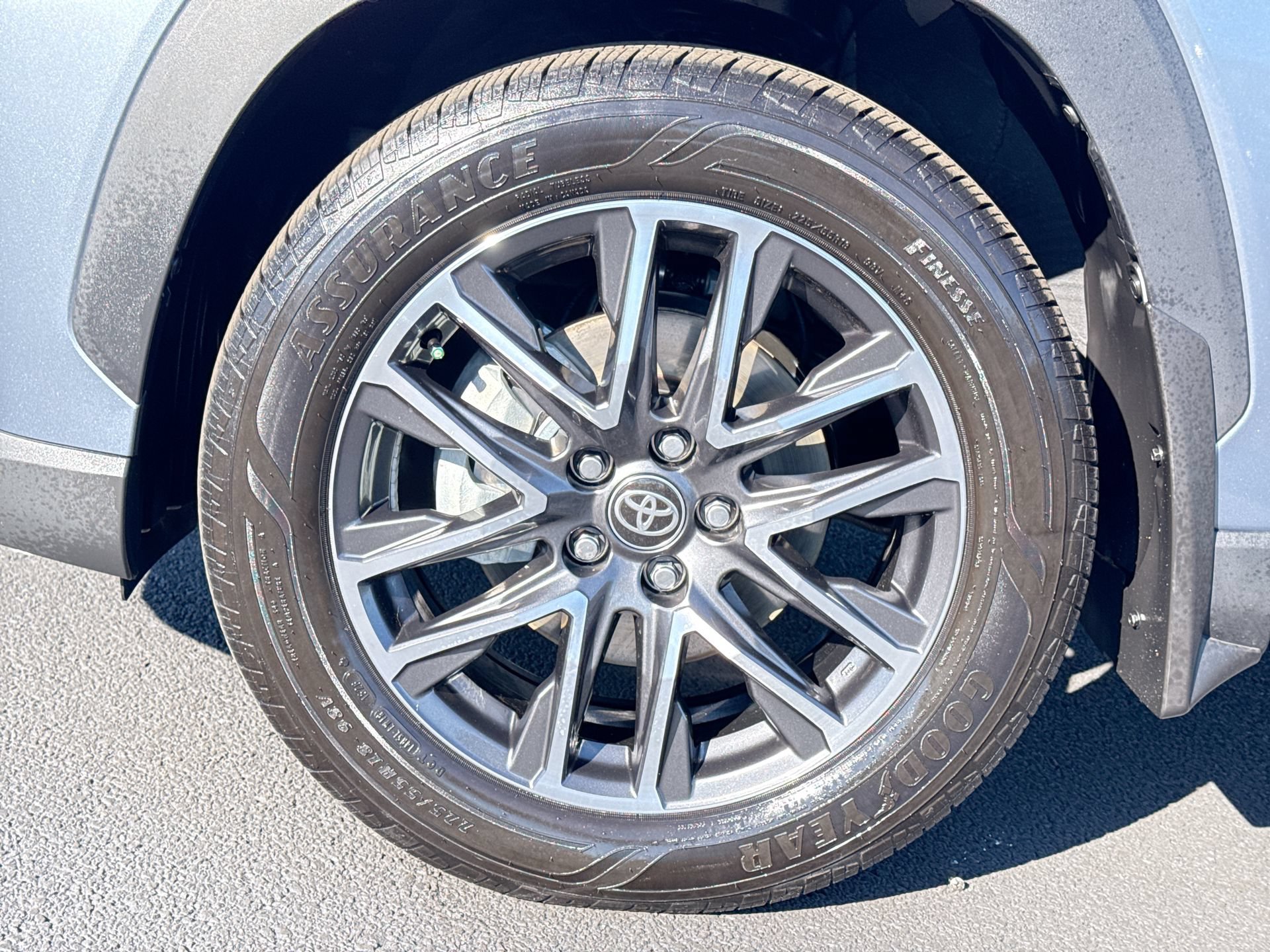 Certified 2026 Toyota Corolla Cross XLE w/ Convenience Package FWD image 19