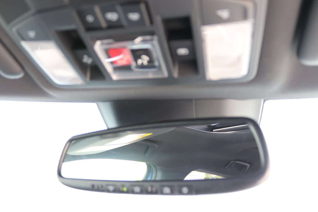 Used 2020 Mitsubishi Eclipse Cross SEL AWD/4WD image 9