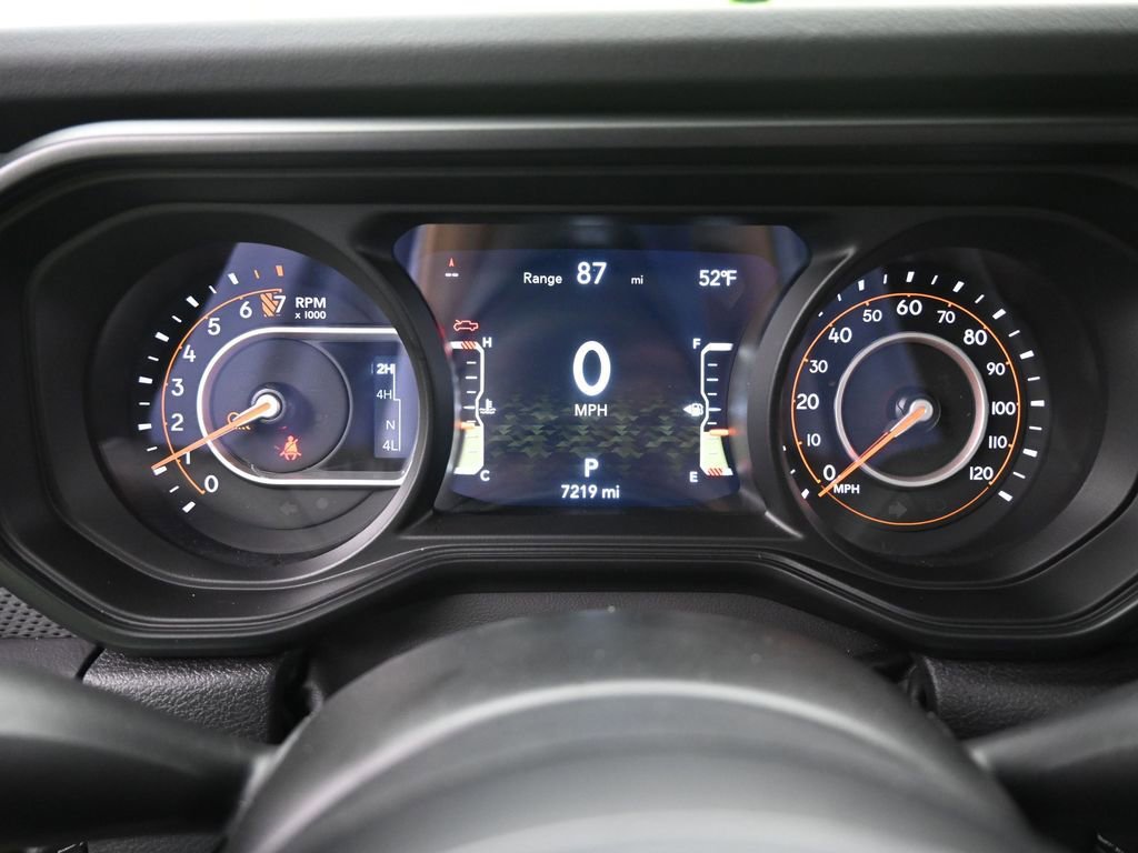 Used 2025 Jeep Gladiator Mojave w/ Safety Group image 36