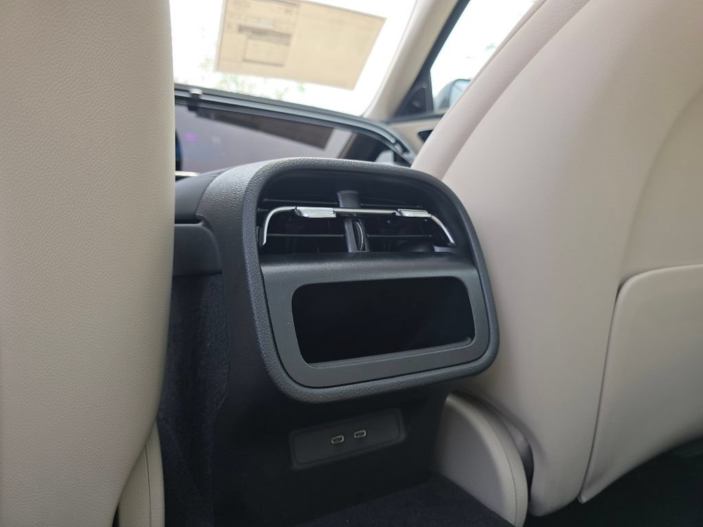 New 2026 Mercedes-Benz E 450 4MATIC Sedan image 27