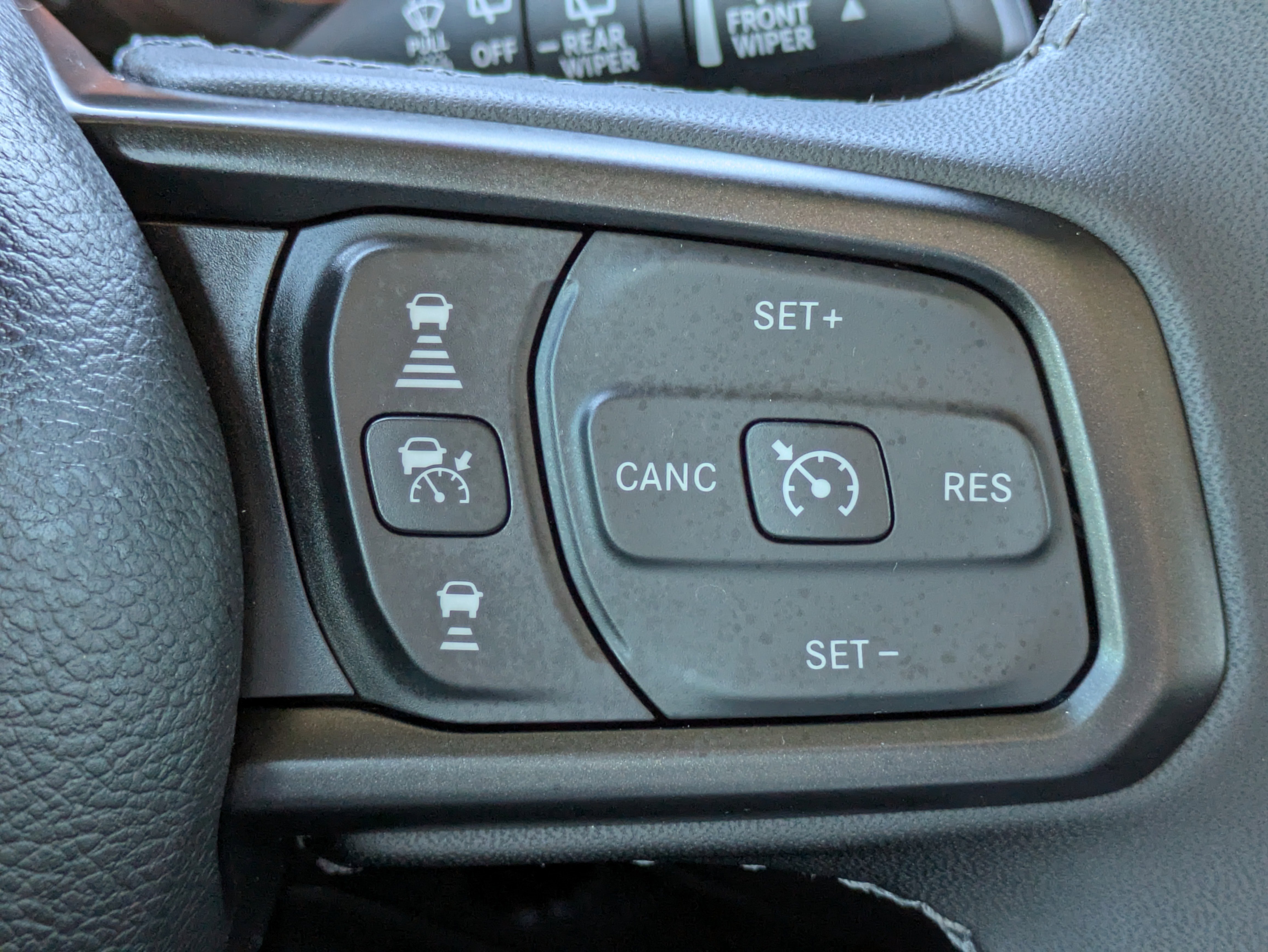 Used 2025 Jeep Wrangler Sport image 26