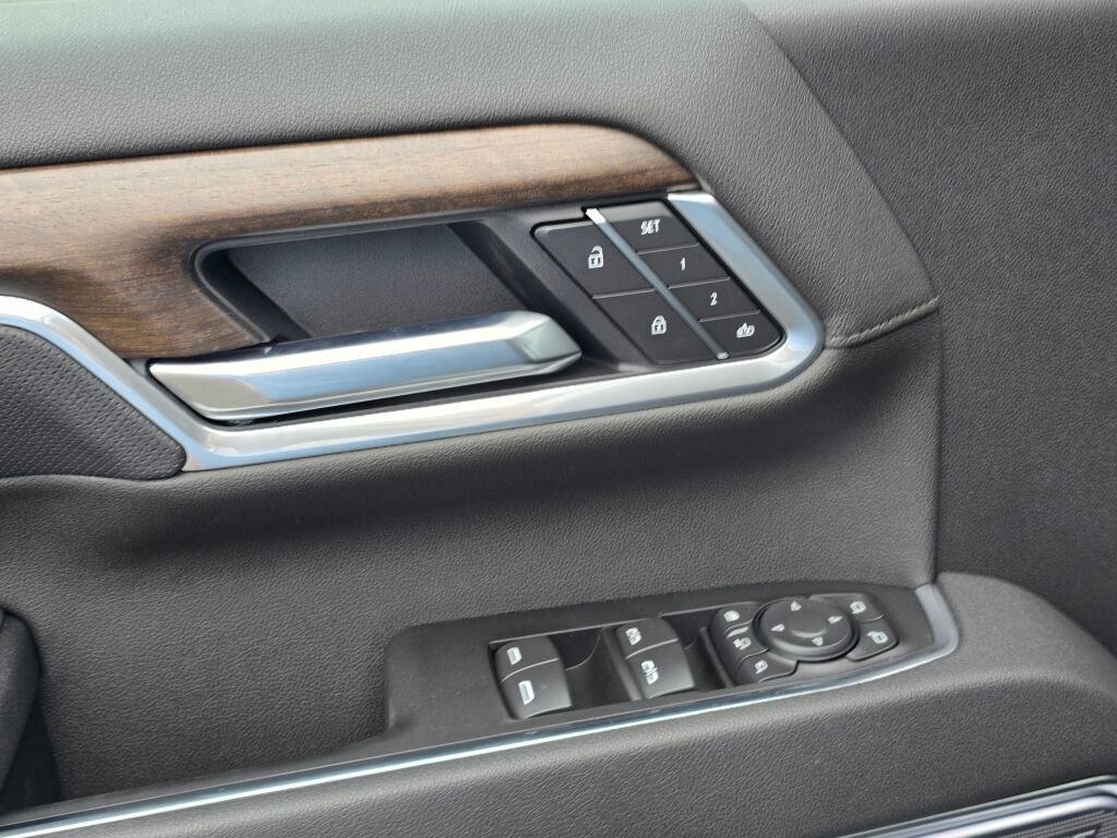 New 2026 Chevrolet Silverado 2500 High Country w/ High Country Premium Package AWD/4WD image 25