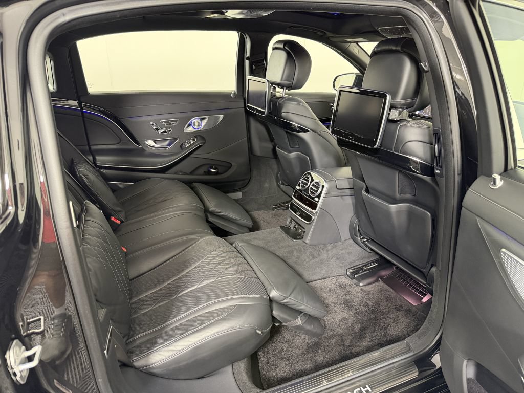 Used 2017 Mercedes-Benz Maybach S 550 4MATIC image 25