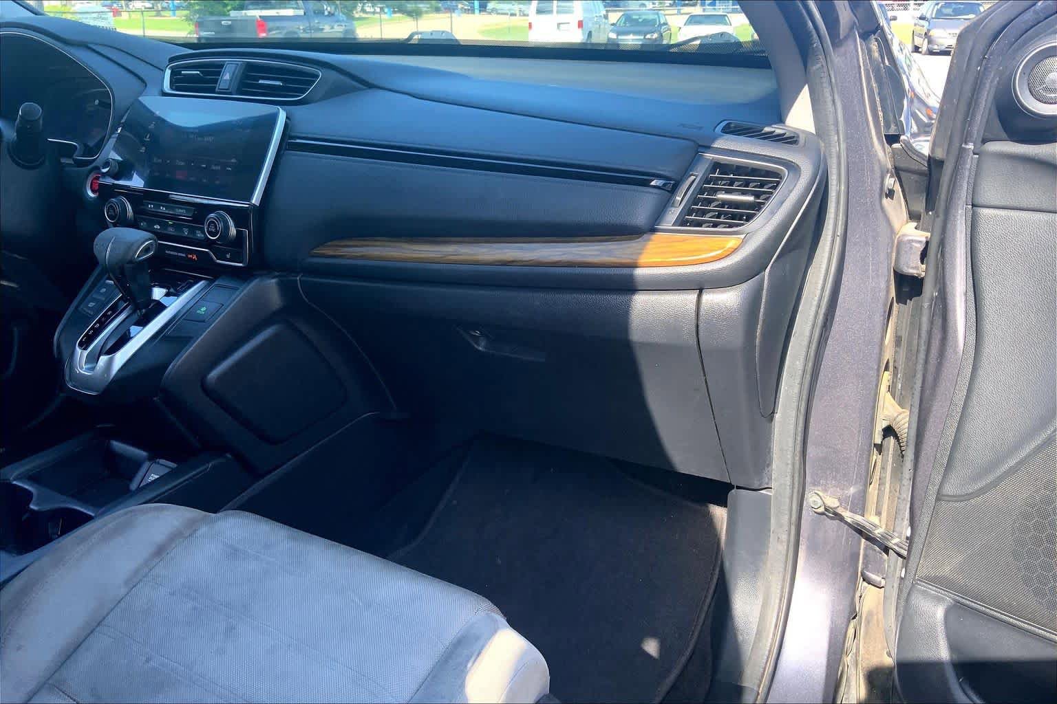 Used 2018 Honda CR-V EX image 19