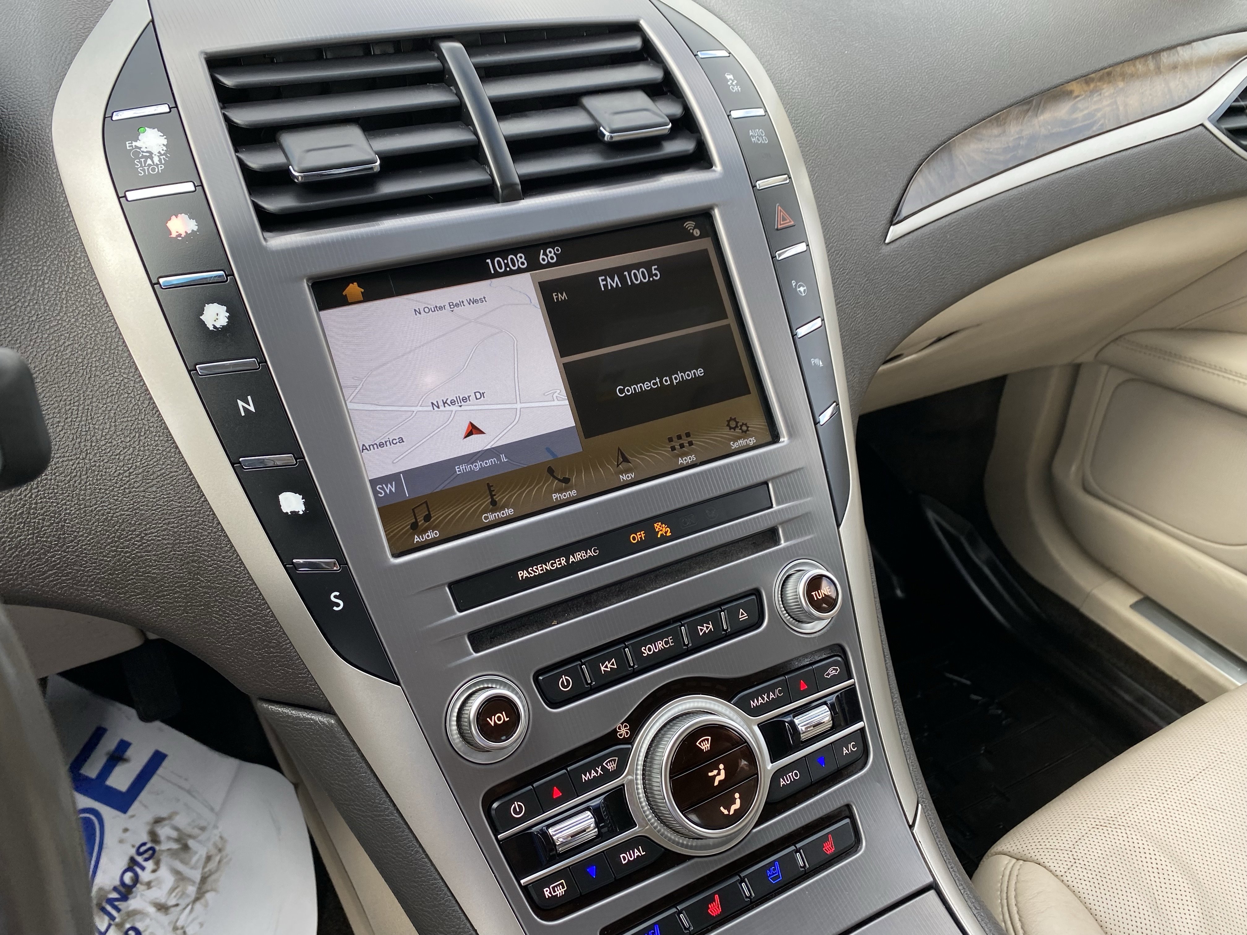 Used 2017 Lincoln MKZ Reserve w/ Technology Package image 15