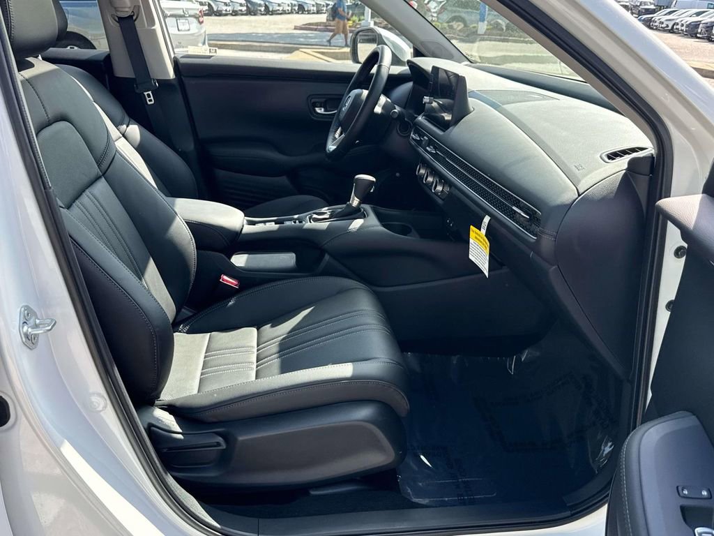 Certified 2026 Honda HR-V EX-L image 21
