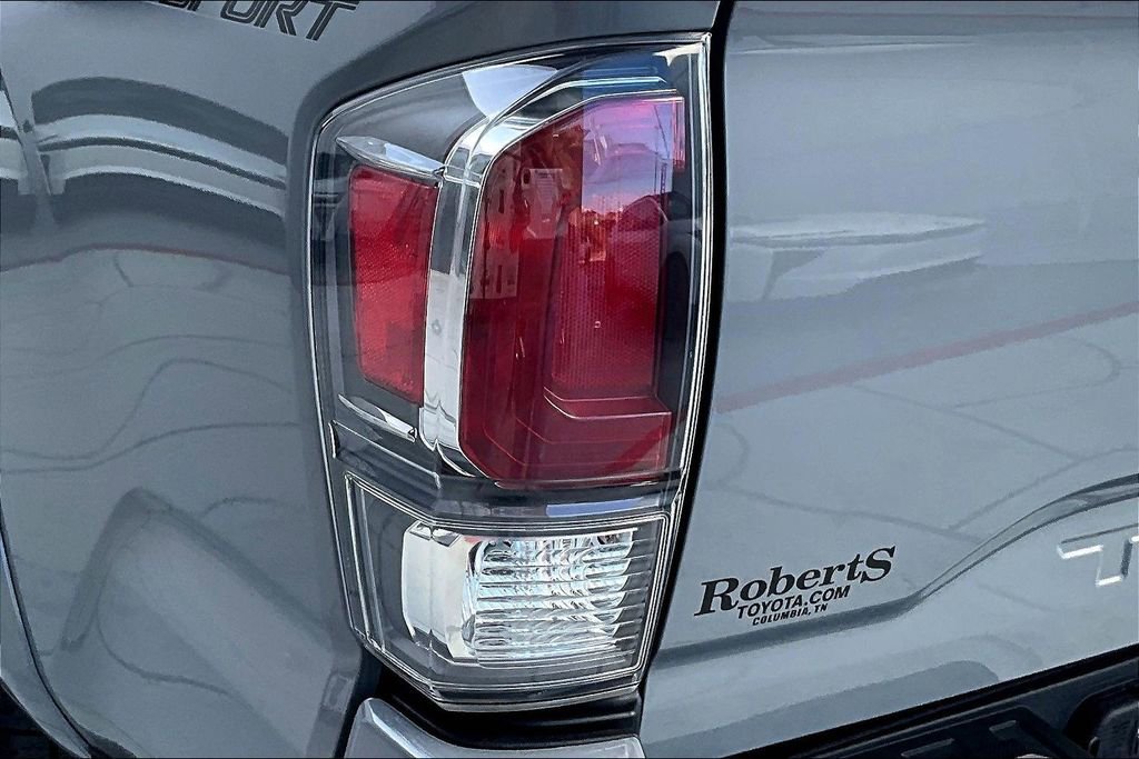 Certified 2021 Toyota Tacoma TRD Sport w/ TRD Premium Sport Package AWD/4WD image 24