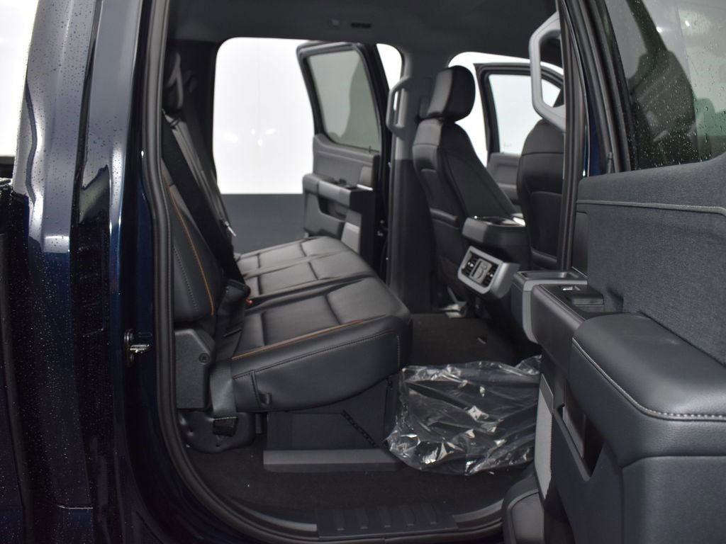 New 2025 Ford F350 Lariat w/ Black Appearance Package image 10