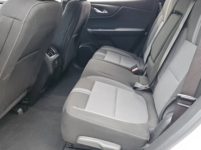 Used 2025 Chevrolet Blazer LT image 28