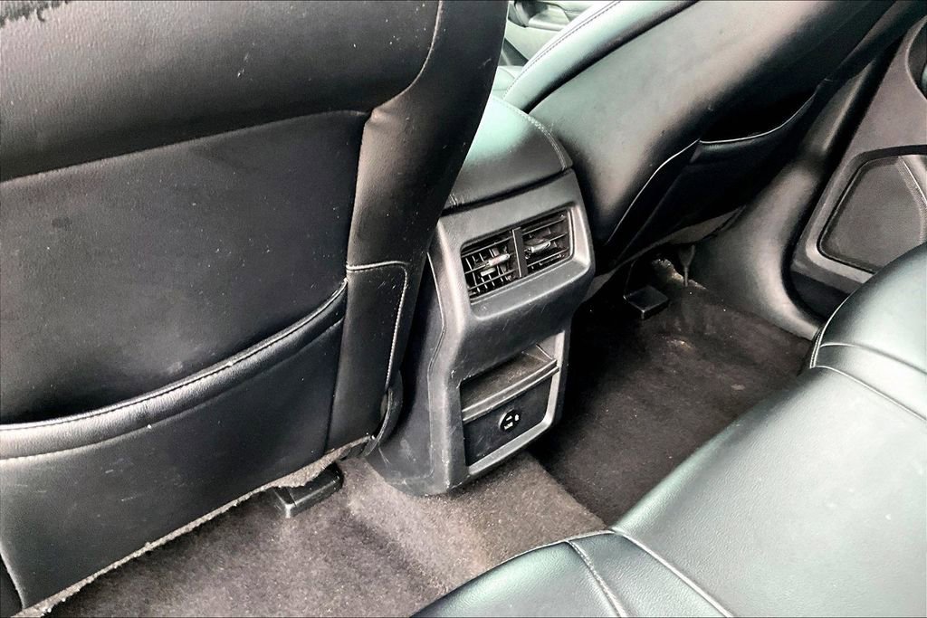 Used 2022 Ford Edge SEL AWD/4WD image 32
