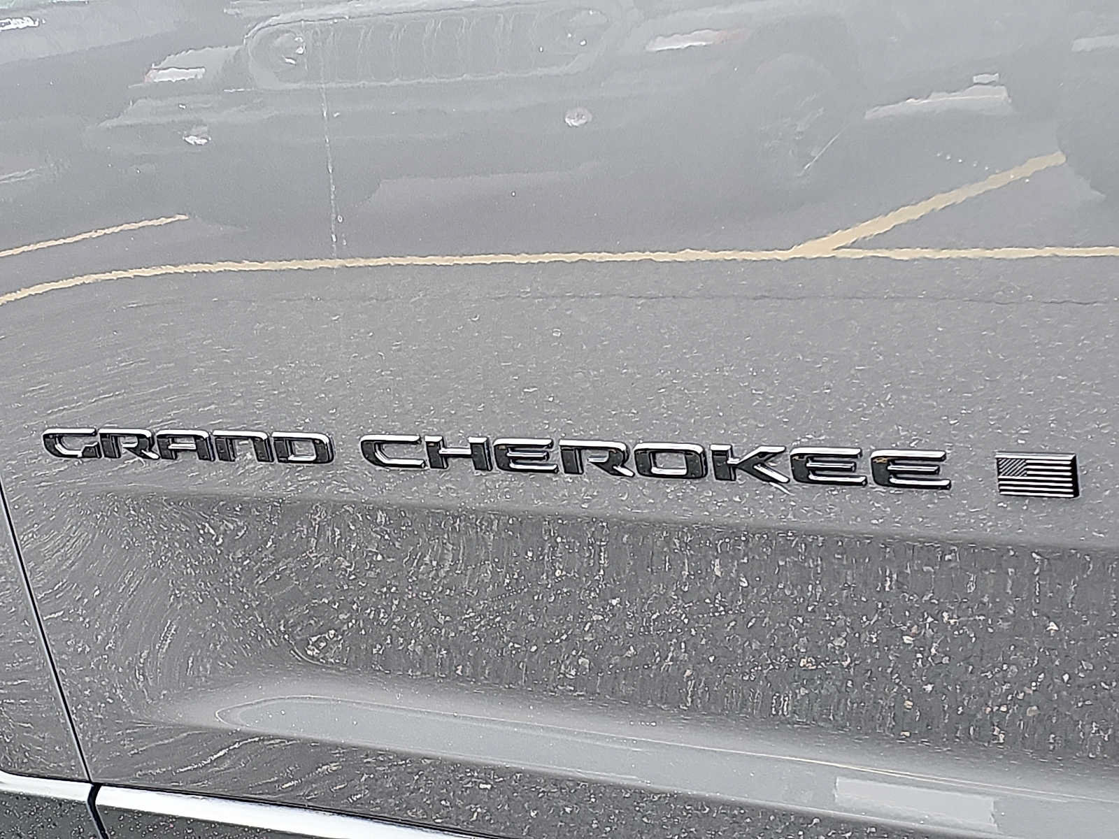 Used 2025 Jeep Grand Cherokee Altitude AWD/4WD image 32