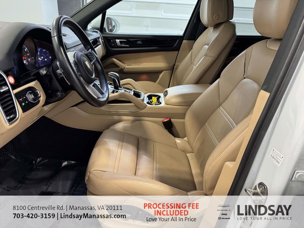Used 2023 Porsche Cayenne Platinum Edition AWD/4WD image 17
