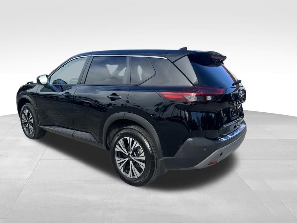 Certified 2023 Nissan Rogue SV image 5