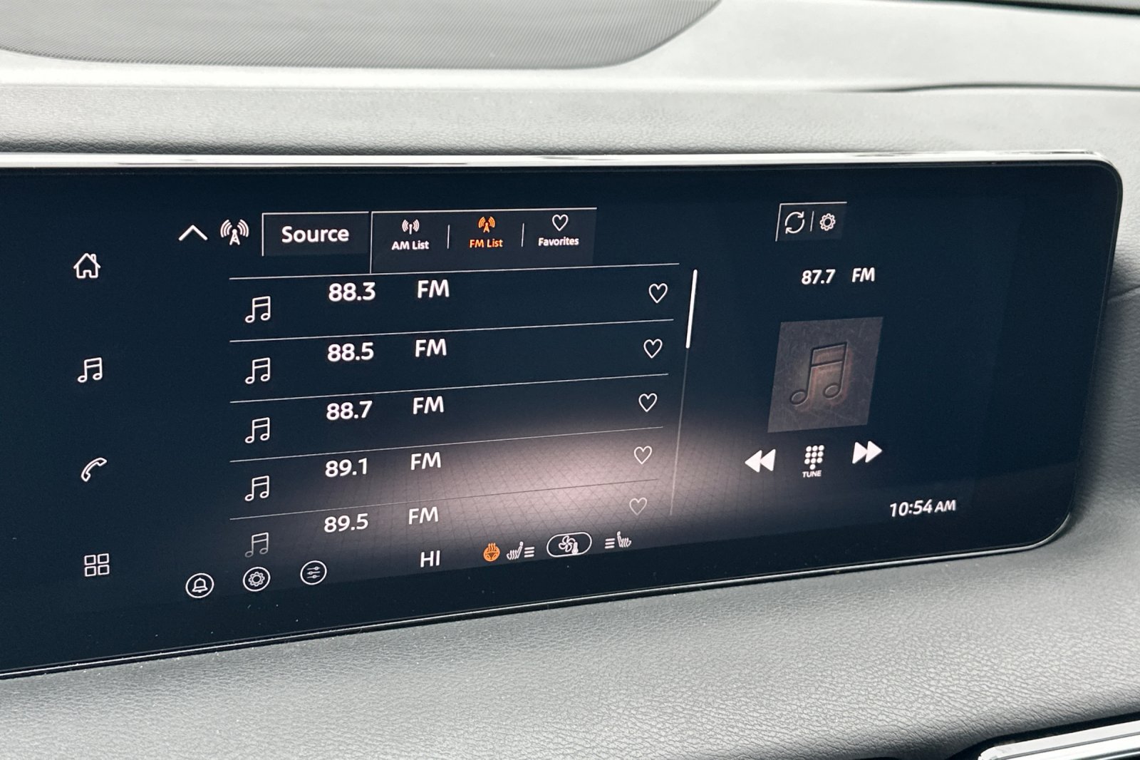 New 2026 Nissan Sentra SV w/ SV Convenience Package FWD image 17