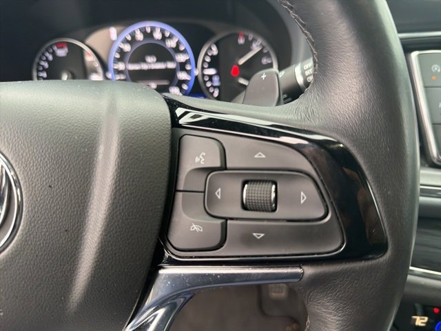 Used 2024 Buick Enclave Premium image 33