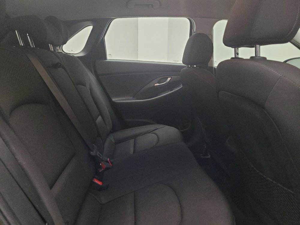 Used 2018 Hyundai Elantra GT w/ Style Package 02 image 19