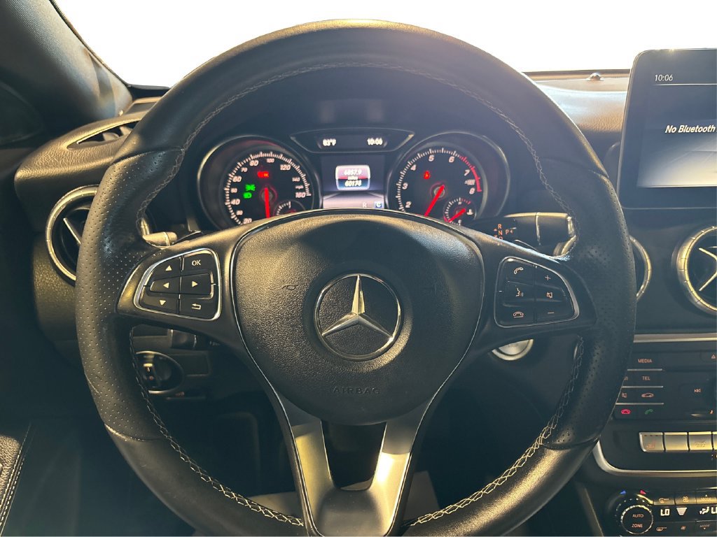 Used 2018 Mercedes-Benz CLA 250 4MATIC image 29