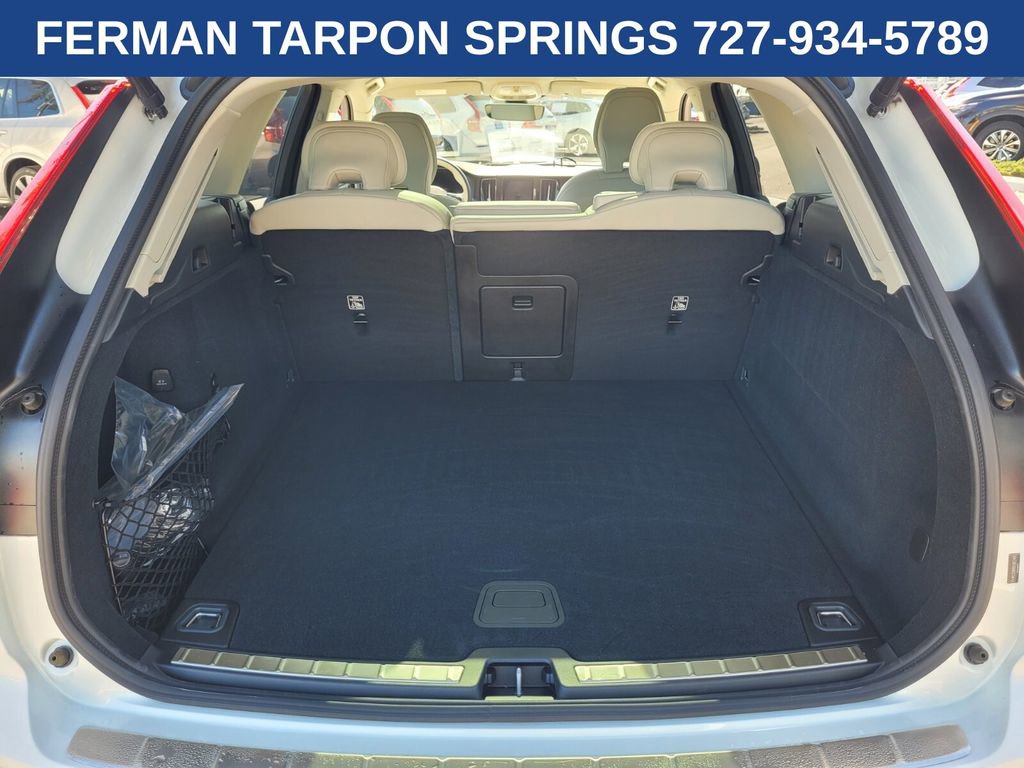 Certified 2025 Volvo XC60 B5 Ultra w/ Protection Package Premier image 18