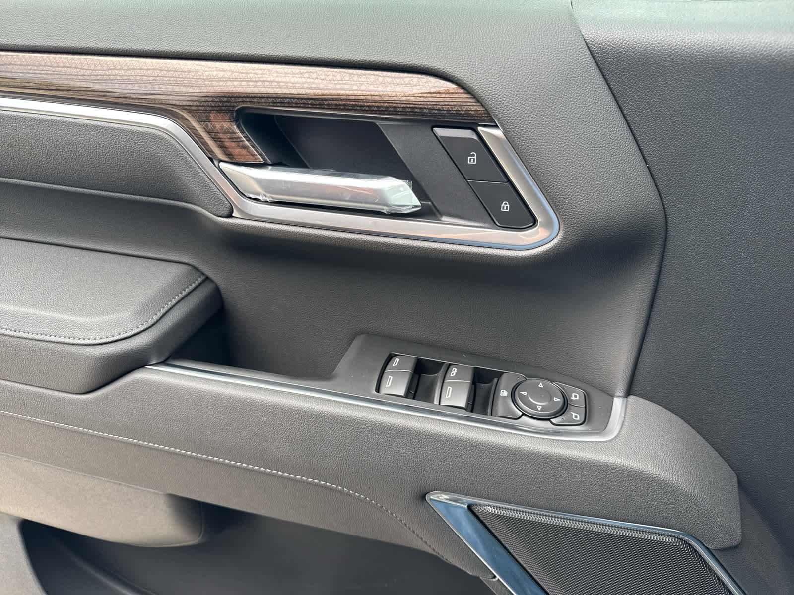 New 2026 Chevrolet Silverado 1500 LT image 28