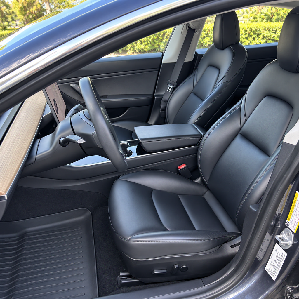 Used 2020 Tesla Model 3 Long Range AWD/4WD image 9