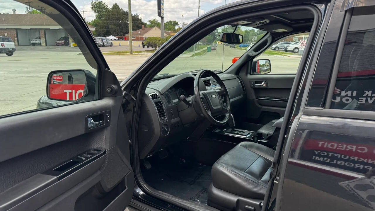 Used 2012 Ford Escape Limited AWD/4WD image 13