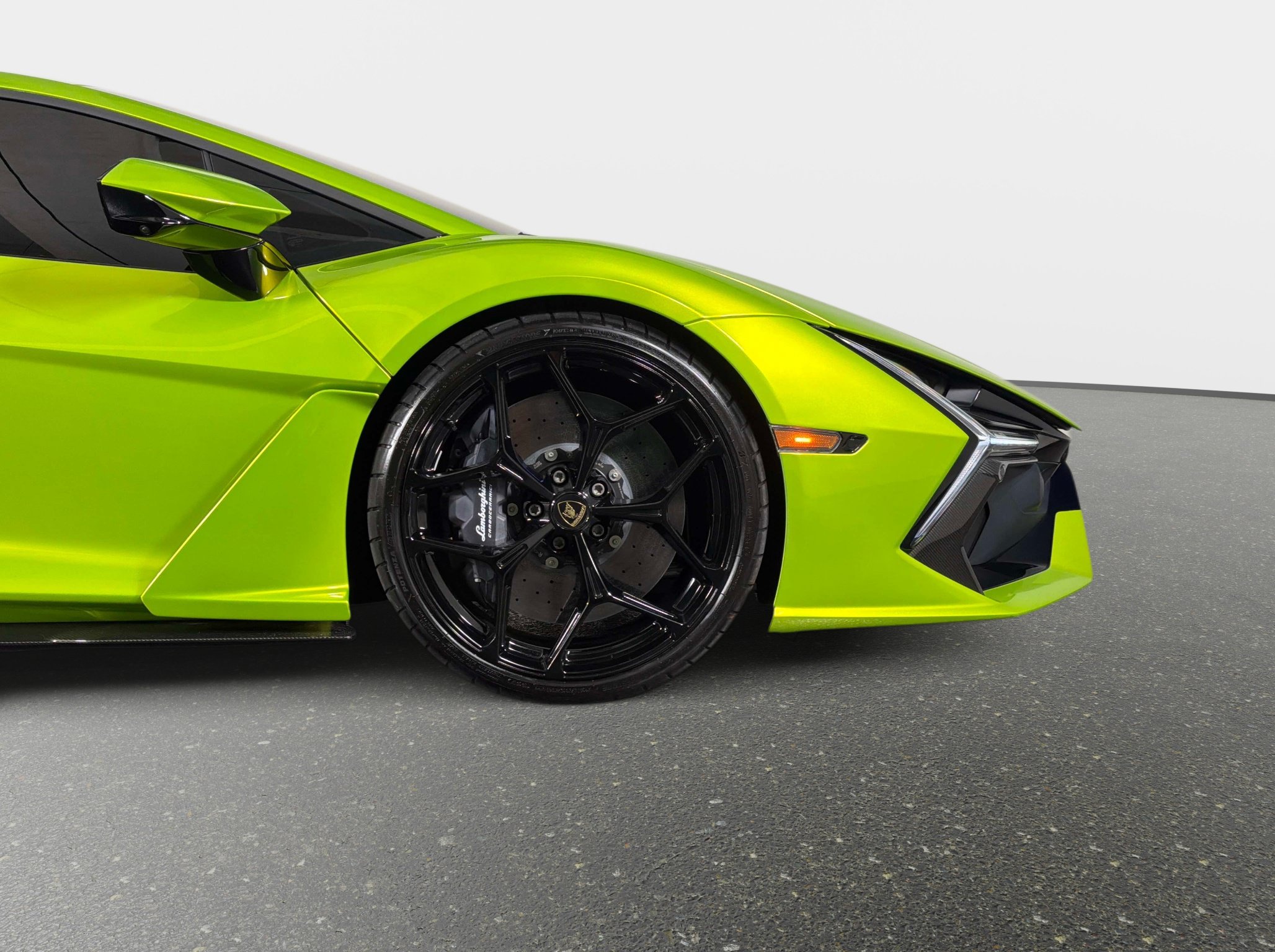 Used 2026 Lamborghini Revuelto AWD/4WD image 4