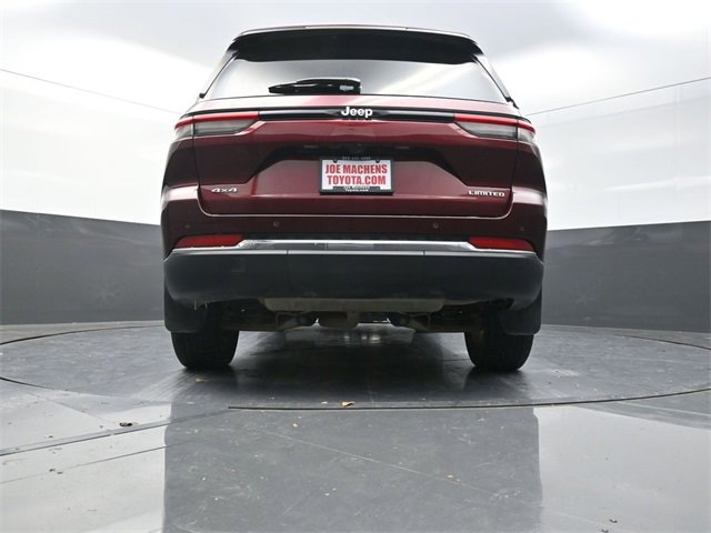 Used 2025 Jeep Grand Cherokee Limited w/ MOPAR Finishing Package image 32