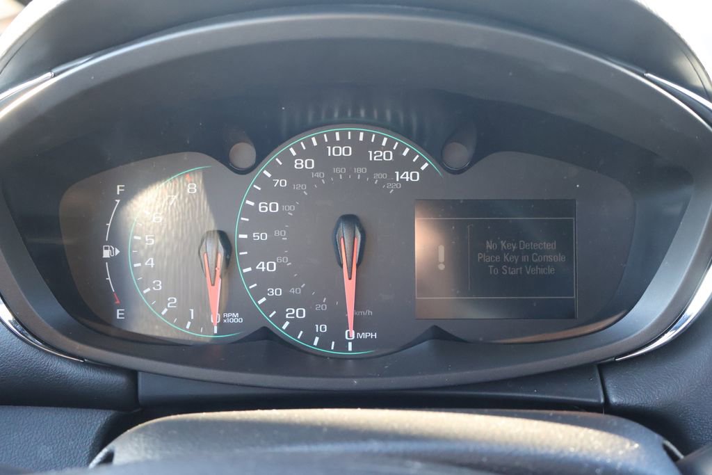 Used 2022 Chevrolet Trax LT w/ LT Convenience Package image 15