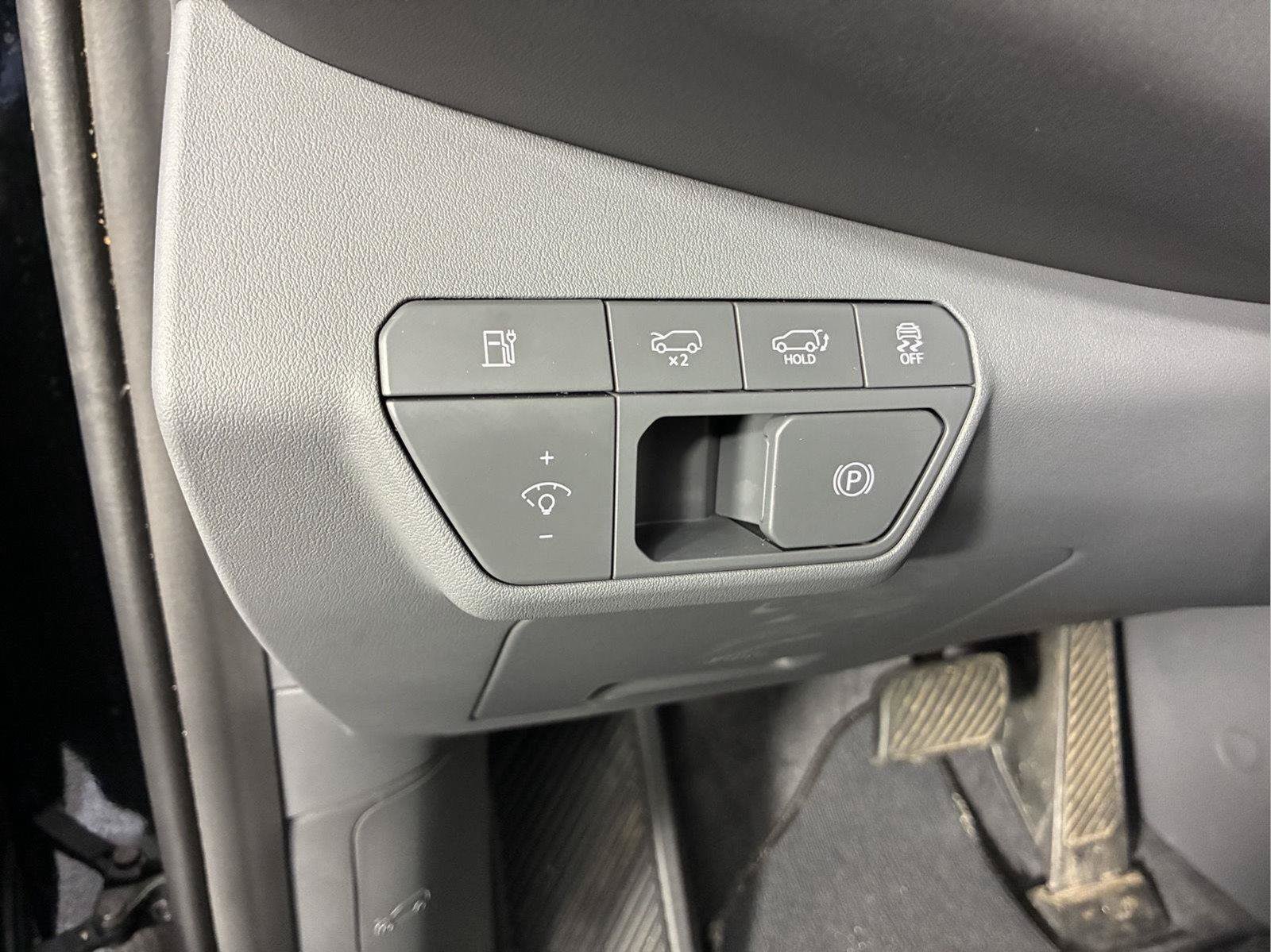 Used 2024 Kia EV9 Wind AWD/4WD image 34