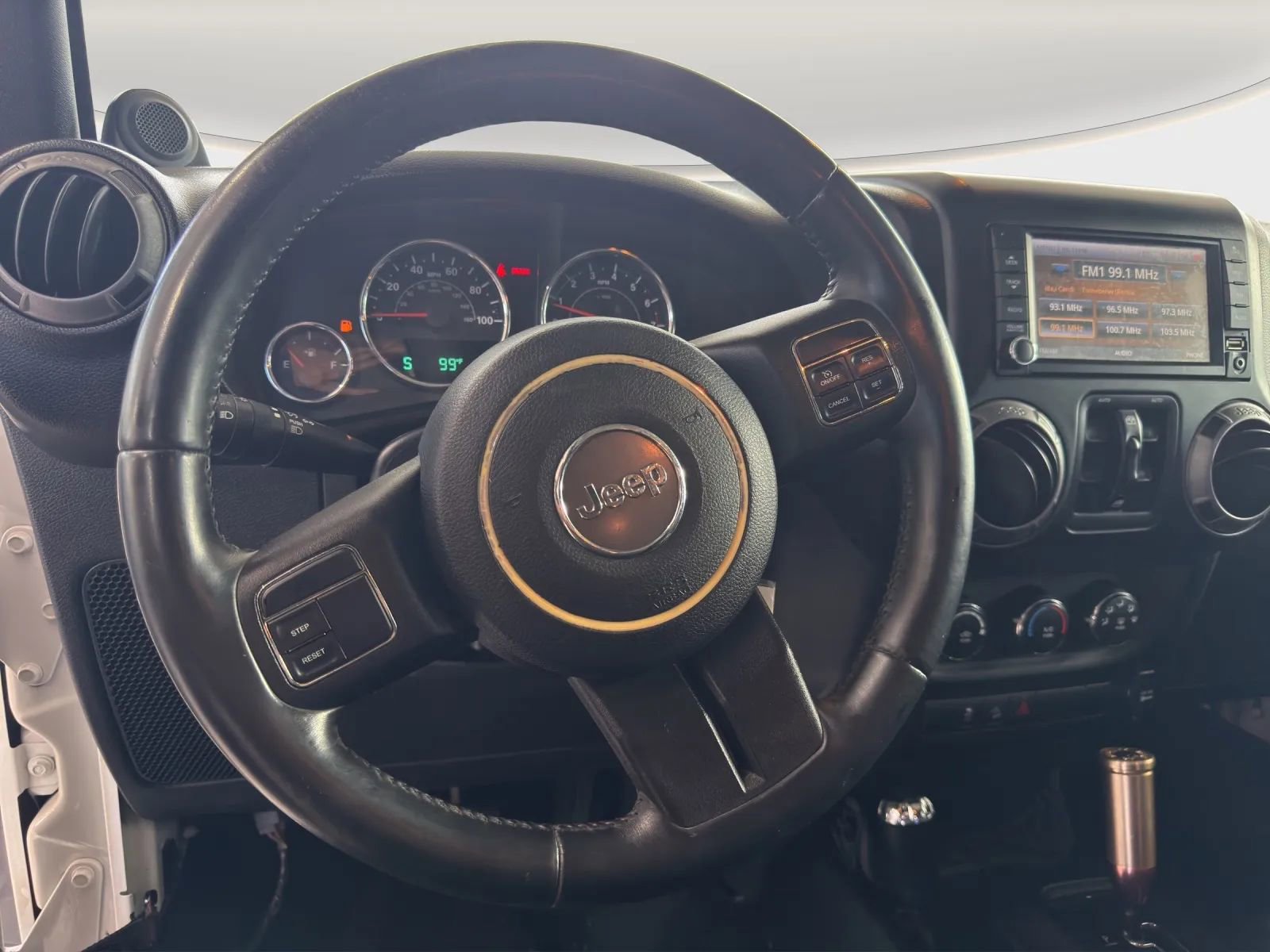 Used 2013 Jeep Wrangler Unlimited Sport image 9