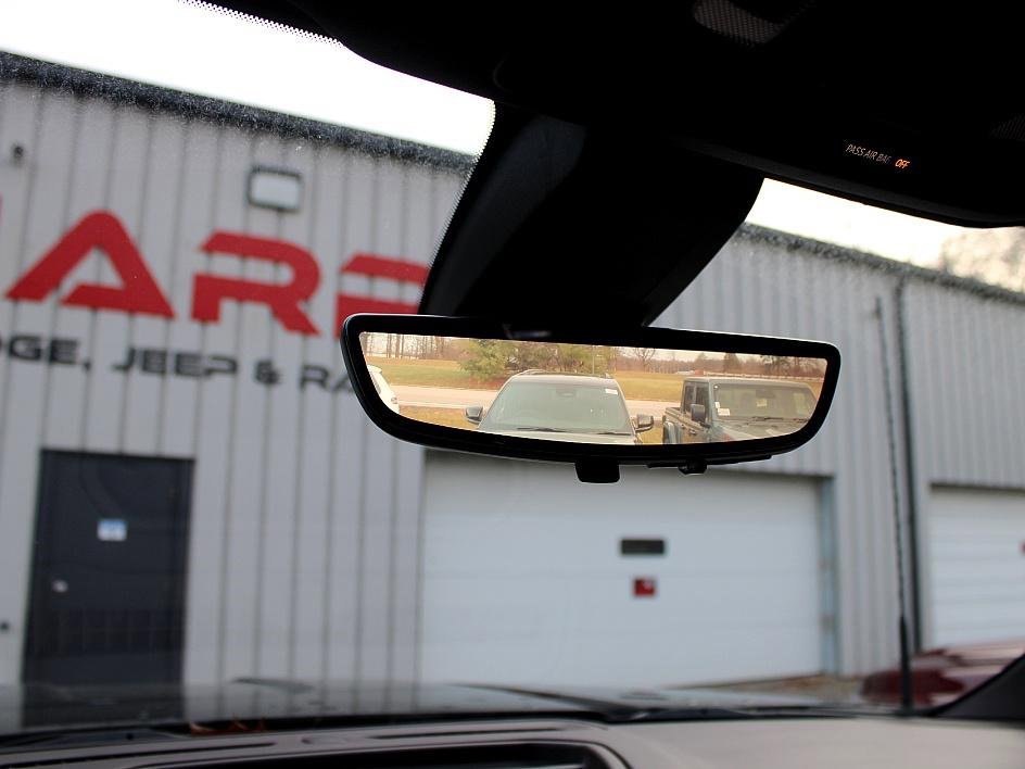 Used 2020 GMC Sierra 2500 Denali w/ Denali Ultimate Package image 32