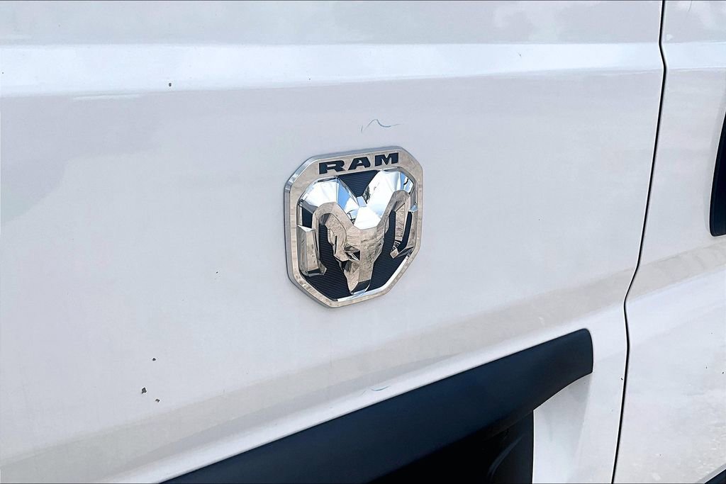 New 2024 RAM ProMaster 2500 w/ Convenience Group image 15