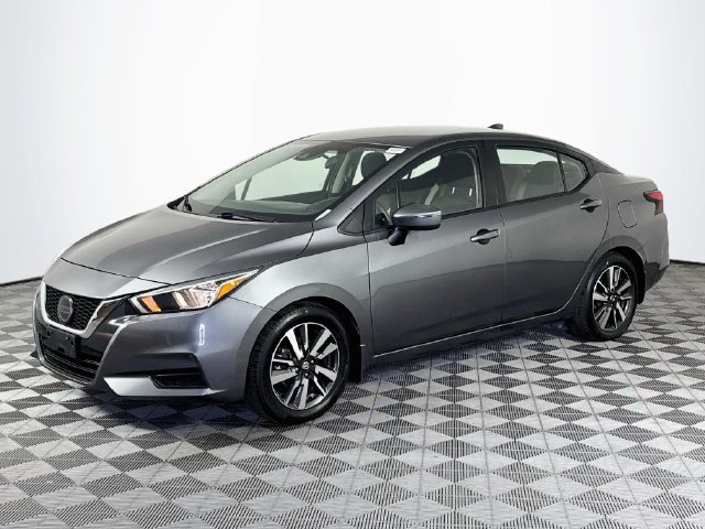 Used 2020 Nissan Versa SV FWD image 4