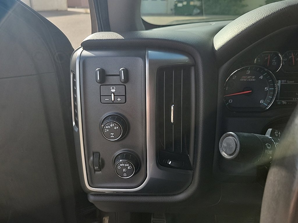 Used 2015 Chevrolet Silverado 1500 LT w/ All Star Edition AWD/4WD image 31
