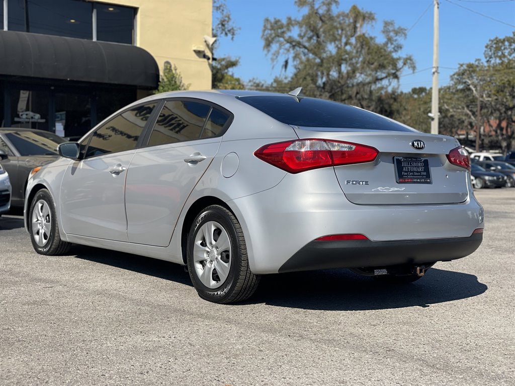 Used 2015 Kia Forte LX image 12
