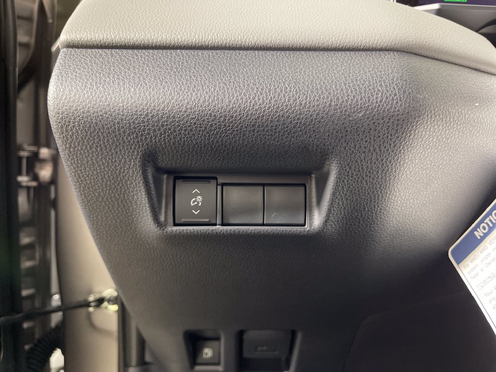 New 2026 Toyota RAV4 SE w/ Weather Package AWD/4WD image 28