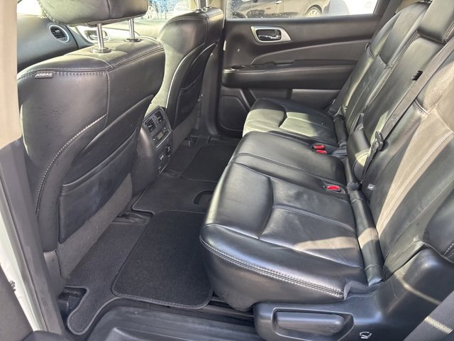 Used 2017 Nissan Pathfinder SL image 13