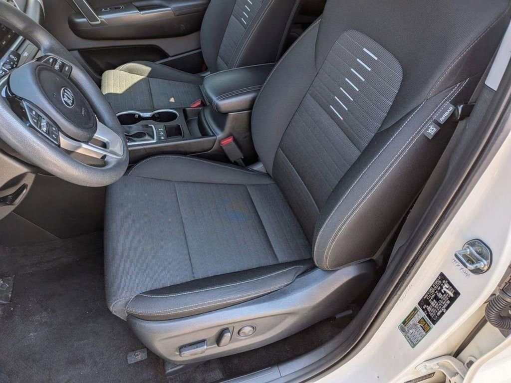 Certified 2022 Kia Sportage LX w/ LX AWD Value Edition Package image 20